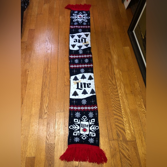Miller Lite Scarf - Picture 4 of 5